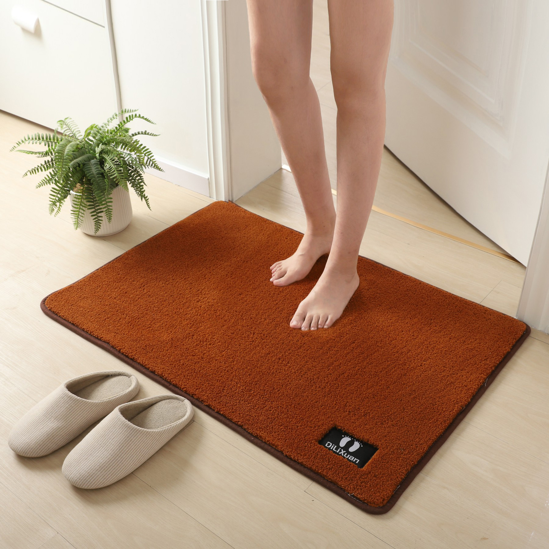 Plush Velvet Floor Mat(Mocha)